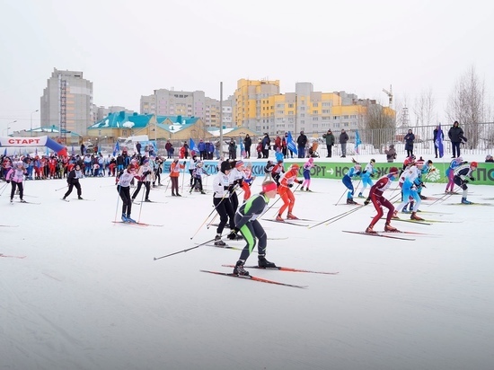 На «Лыжню России» в Брянске вышло более 600 человек