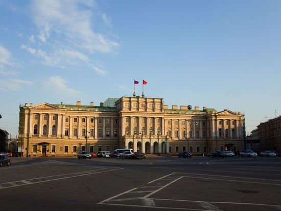 Петербургский парламент отказался от Instagram и Facebook