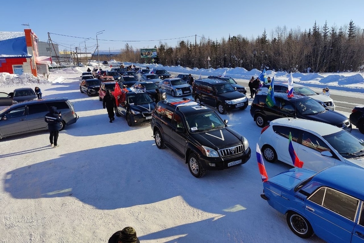 В Тарко-Сале прошел масштабный автопробег в поддержку российской  спецоперации на Украине - МК Ямал