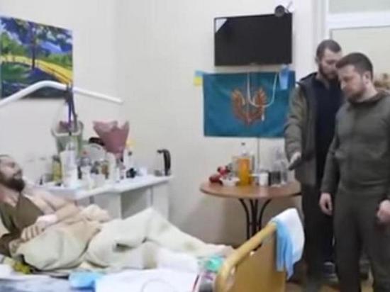 Зеленский рассказал, как лечат раненого военного из Рязани