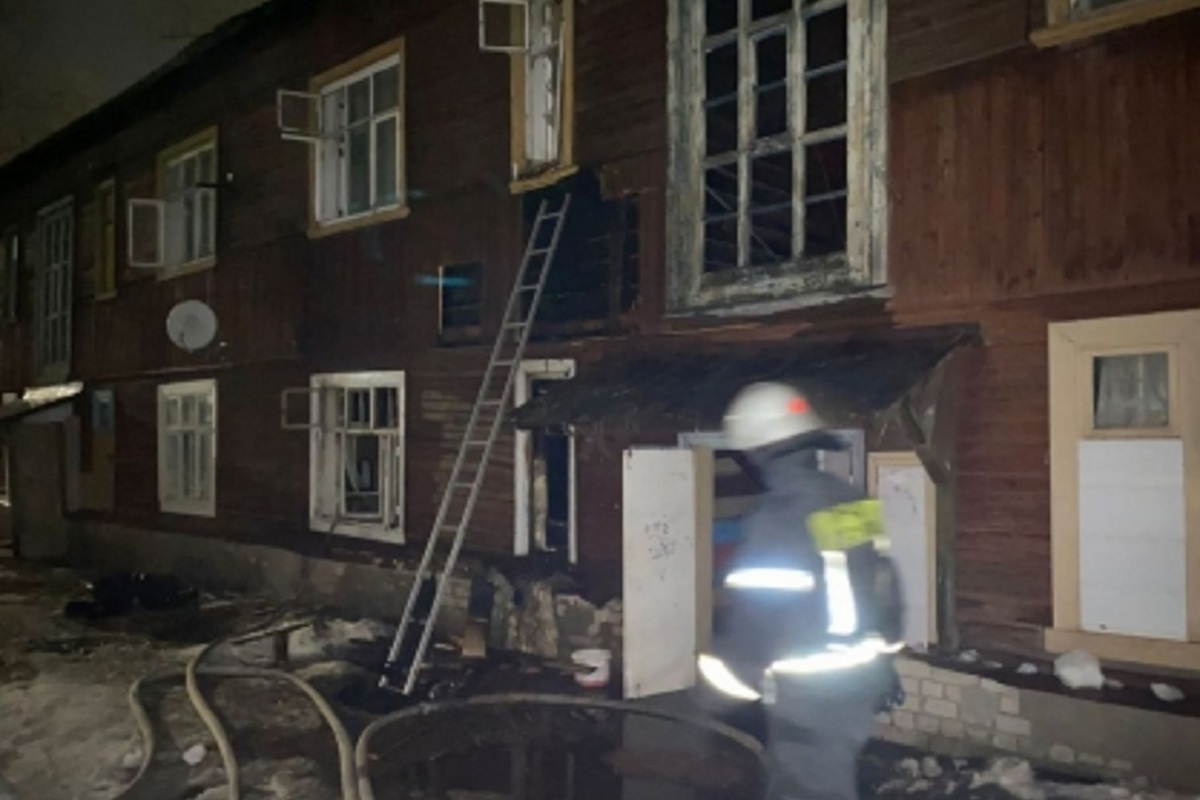 Два человека погибли нынче ночью при пожаре в Костроме