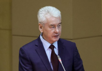 Мэр Москвы Сергей Собянин объявил об отмене в столице масочного режима со вторника, 15 марта, введенного ранее из-за пандемии коронавируса