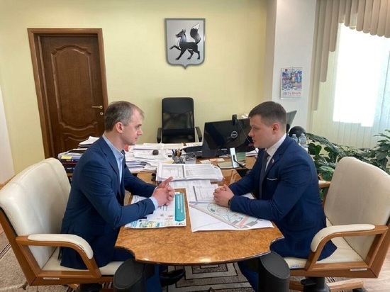 В Салехарде поощрят авторов лучших историй о повлиявших на развитие города людях