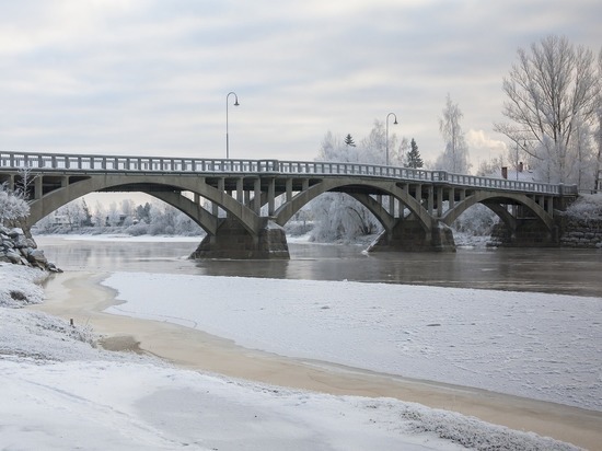 В освобожденном поселке ДНР построен новый мост