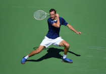 Первая ракетка мира Даниил Медведев на турнире в Индиан-Уэллсе проиграл французу Гаэлю Монфису (6:4, 3:6: 1:6) и в ближайший понедельник покинет вершину рейтинга ATP. «МК-Спорт» рассказывает подробности.