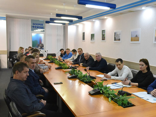 Власти региона помогут застрявшим на Украине брянским дальнобойщикам