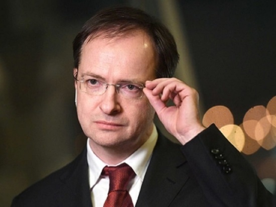 Мединский заявил, что Россия хочет «свободную, независимую» Украину