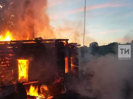 На пожаре в татарстанском Азнакаево погиб мужчина