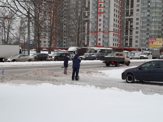 Петербургские парламентарии не смогли создать «тепловую карту» по уборке снега