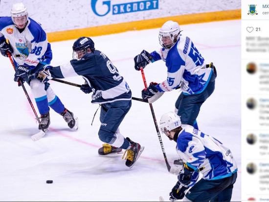 Белгородские хоккеисты проиграли питерским сверстникам в третьем матче плей-офф Кубка регионов