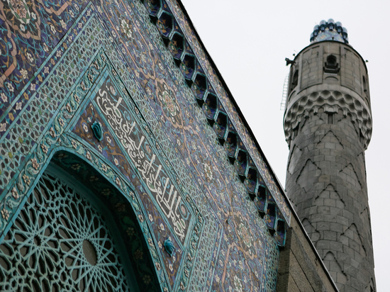 Молельный зал Соборной мечети в Петербурге отреставрируют в 2022 году