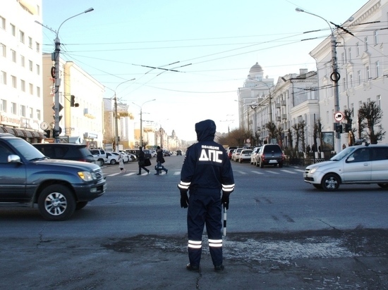 Движение авто ограничат в центре Читы в День воссоединения Крыма с РФ