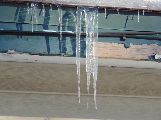 Смоленские прокуроры делают то, что еще не сделала весна