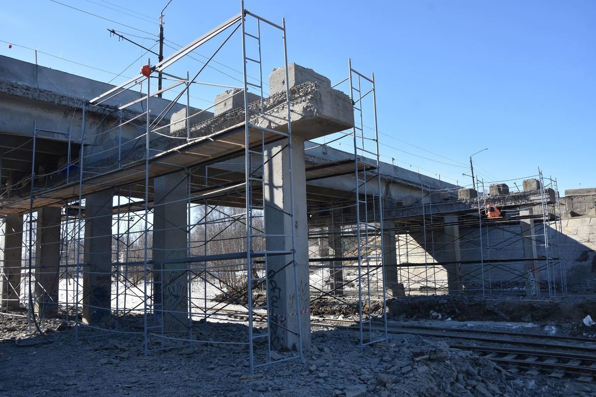 Глава администрации Костромы ознакомился с тем, как идет ремонт Чернореченского Моста и Юбилейного путепровода