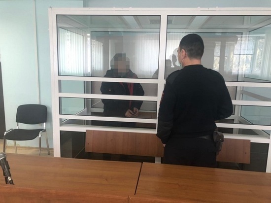 Должностное лицо в Калмыкии подозревают в крупной взятке