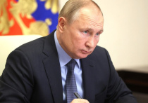 Президент Российской Федерации Владимир Путин провел телефонный разговор с канцлером ФРГ Олафом Шольцем