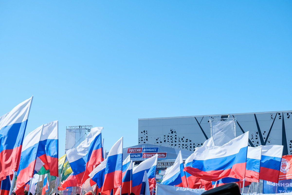 Путин посетил Крым в преддверии годовщины воссоединения с РФ - Российская газета