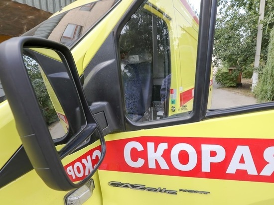 После аварии с 3 иномарками под Астраханью пострадала женщина