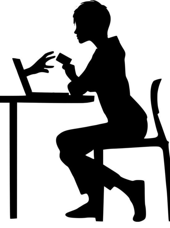 Смолянки лишились денег при покупке сложной цифровой техники