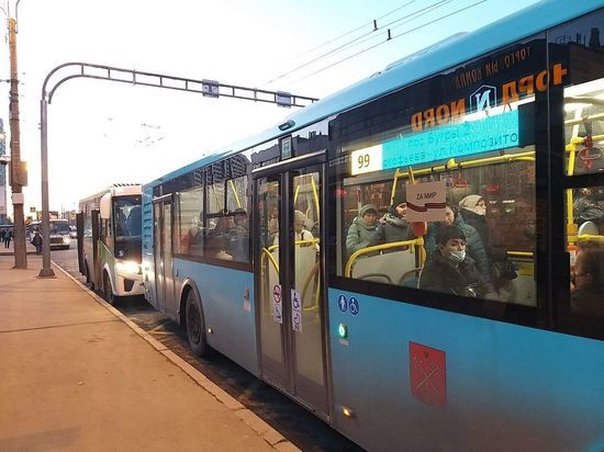 Глава Комтранса: Сложности с доставкой запчастей не помешают обновлению автобусов в Петербурге