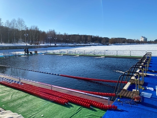 Зимних пловцов в Карелии увидят из любой точки мира