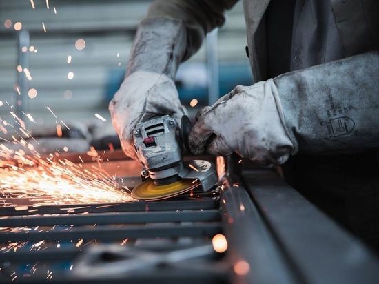  На поддержку рынка труда в регионах выделено 40 млрд рублей