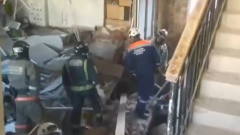 Спасение рабочих из-под рухнувших перекрытий в Ярославле сняли на видео
