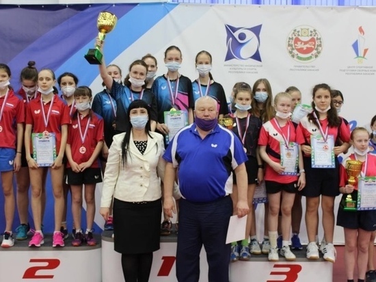 Абаканские теннисистки завоевали 14 медалей первенства Сибири