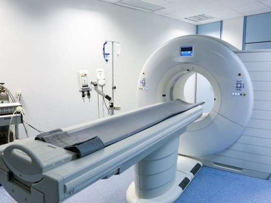В больнице Излучинска появился компьютерный томограф