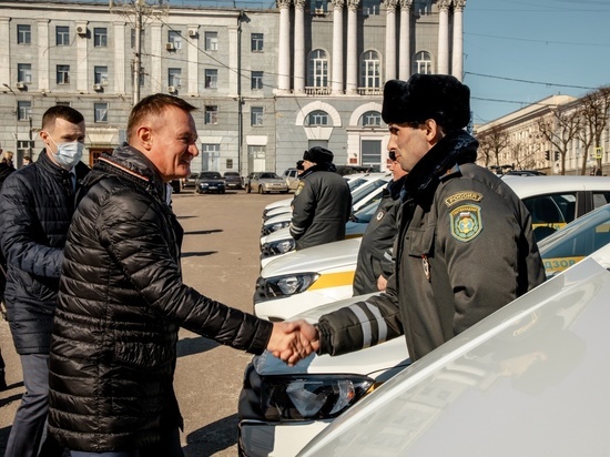 Гостехнадзору и управлению ветеринарии в Курске вручили ключи от 11 автомобилей