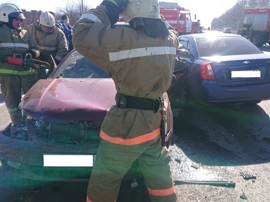 В Курске в тройном ДТП погиб 44-летний водитель Hyundai Accent