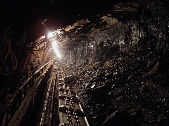 Всех работников шахты "Листвяжная" в Кузбассе доставили на поверхность