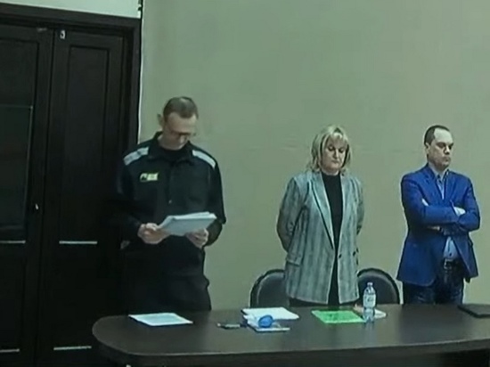 Суд вынес обвинительный приговор Алексею Навальному по делу о мошенничестве