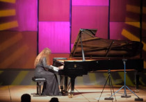 20 марта в филармонии Алтайского края выступила известная российская пианистка Елена Дроздова