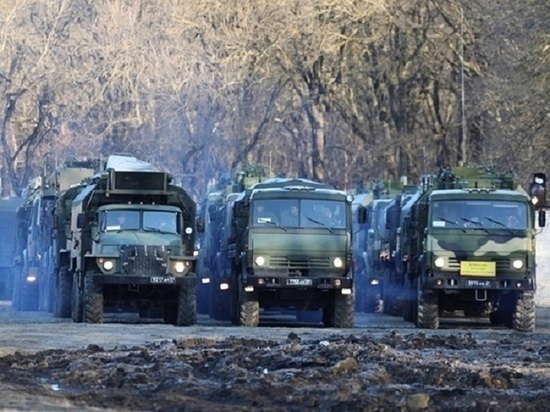В Алтайском крае ночью 23 марта перекроют трассу из-за военных