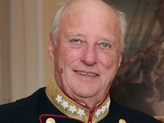 Король Норвегии Харальд V заразился коронавирусом