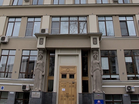 Росздравнадзор: ажиотажный спрос на лекарства снизился на 5-10%