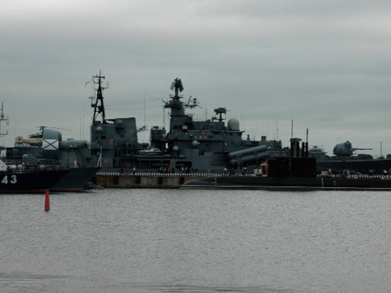 Крейсер «Адмирал Кузнецов» отправят в мурманский док на ремонт в апреле