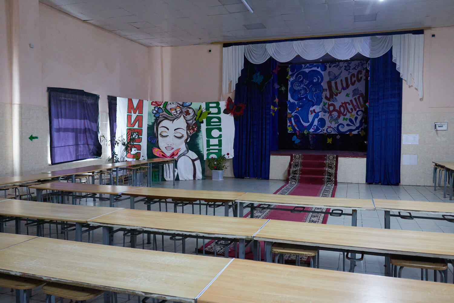 Фотографии конкурса красоты в колонии под Хабаровском