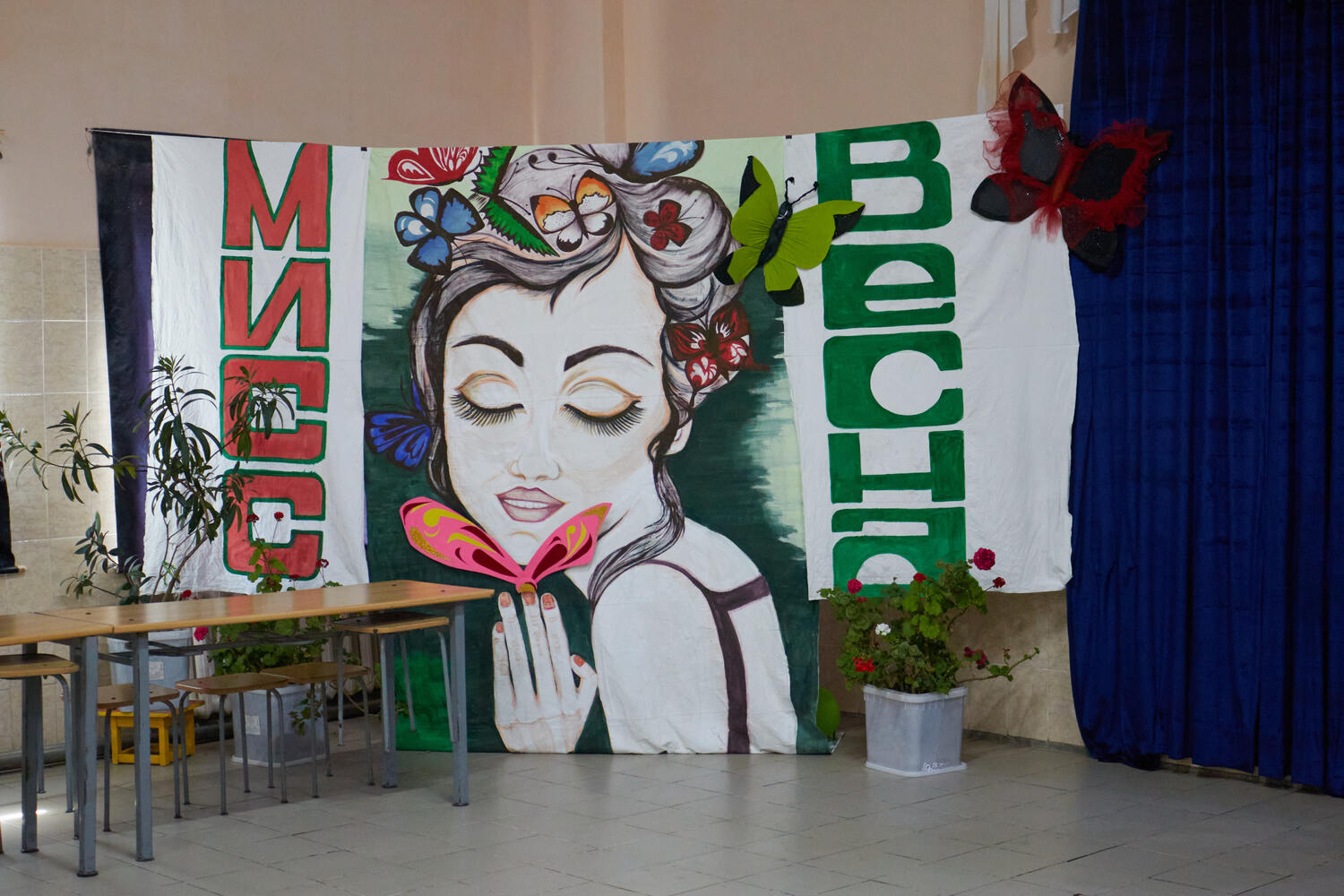 Фотографии конкурса красоты в колонии под Хабаровском