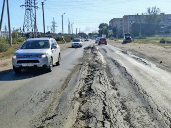 Астраханские автомобилисты требуют тщательно контролировать этапы ремонта