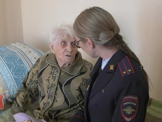 97-летняя гражданка Украины получила бессрочный вид на жительство в РФ после переезда в Красноярск