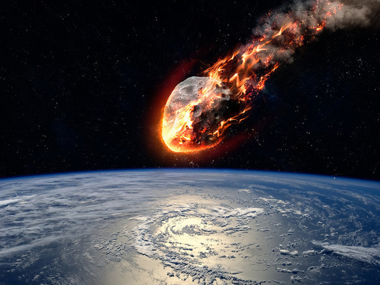 К планете Земля движется мощный астероид