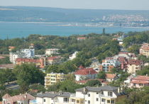 Несмотря на то что Болгария сняла ограничения по ковиду, прогнозы на весенне-летний туристический сезон сезон не радужные