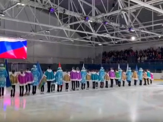 В Салехарде под гимн РФ торжественно открыли первые всероссийские Арктические игры
