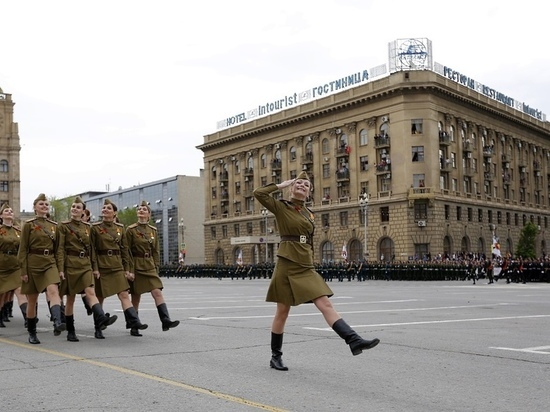 Волгоградские полицейские готовятся к параду Победы