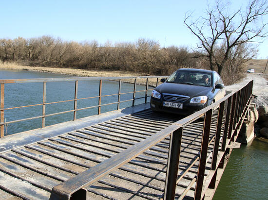 Между Тельманово и Гранитным восстановили мост