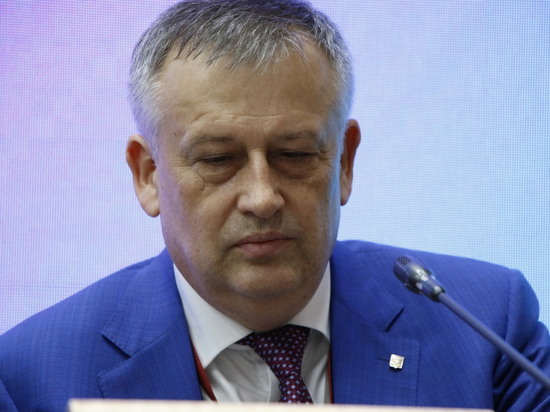Губернатор Ленинградской области пригрозил бездействующим главам комитетов увольнением