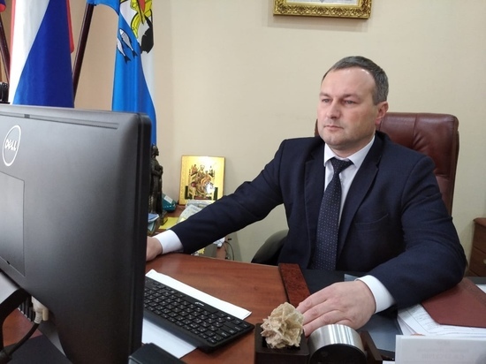 Депутаты рассмотрят отставку Сергея Бусурина в пятницу