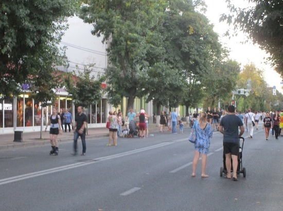 В Краснодаре отменили пешеходный статус главной улицы, как при "ковиде"